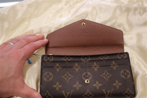 pre-owned louis vuitton wallet|Louis Vuitton Wallets .